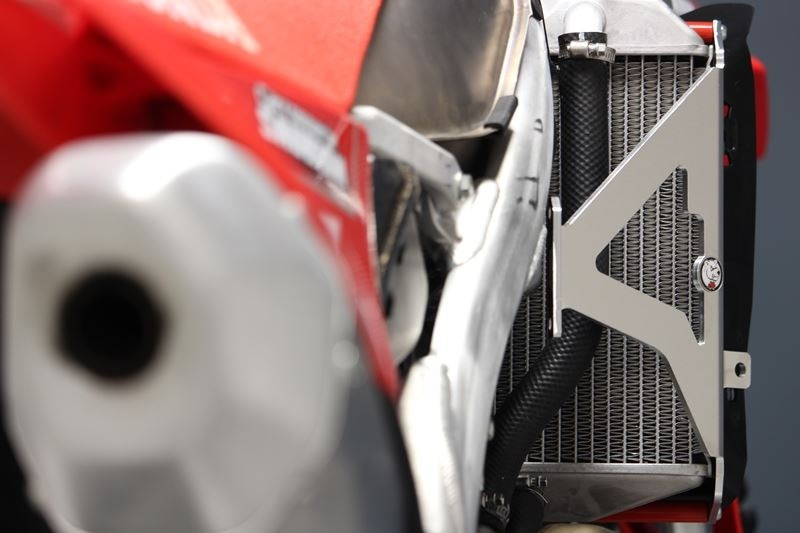 Protection de radiateur R&G DUCATI 1098 Streetfighter 2008-2013