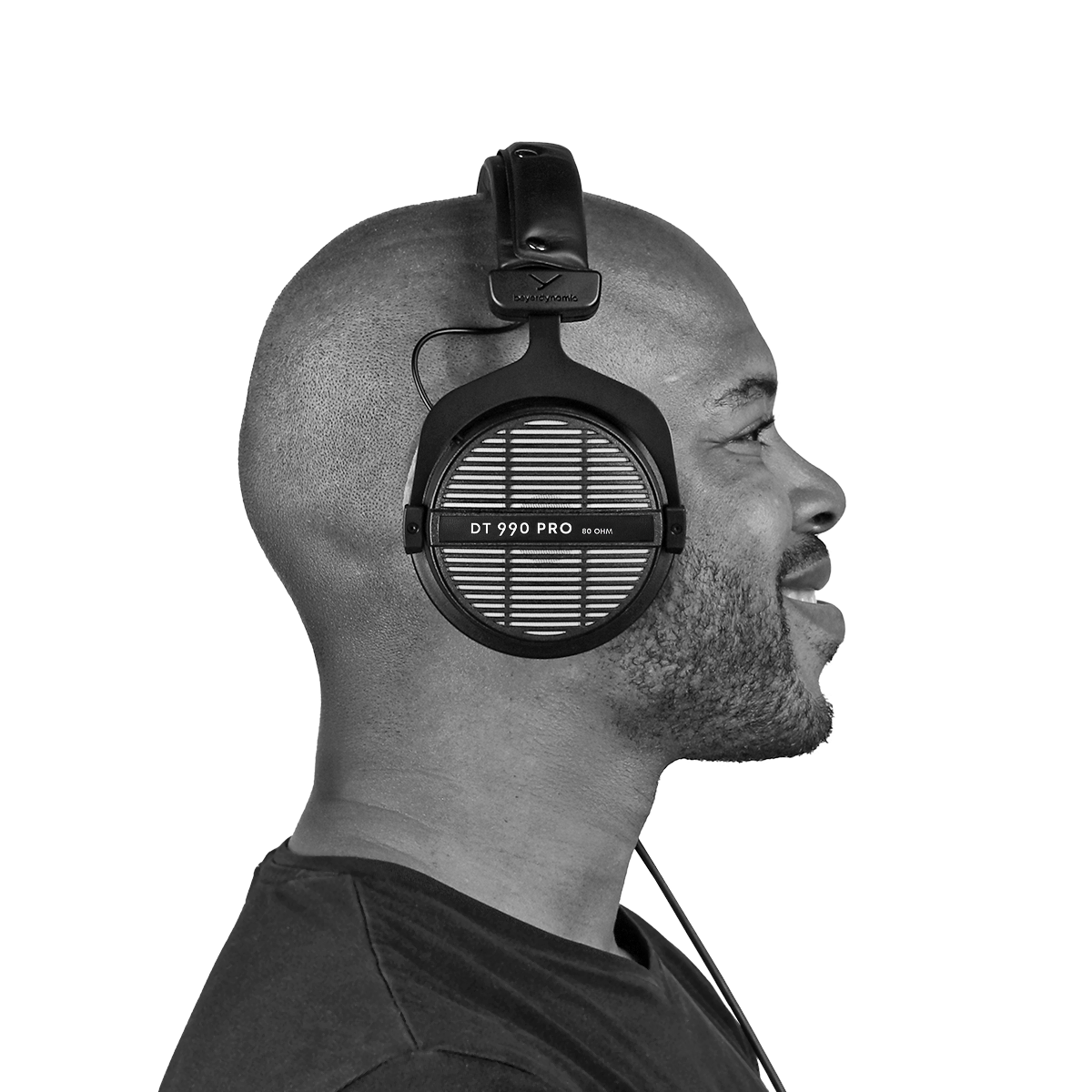 DT 990 PRO: Open studio monitoring headphones | beyerdynamic