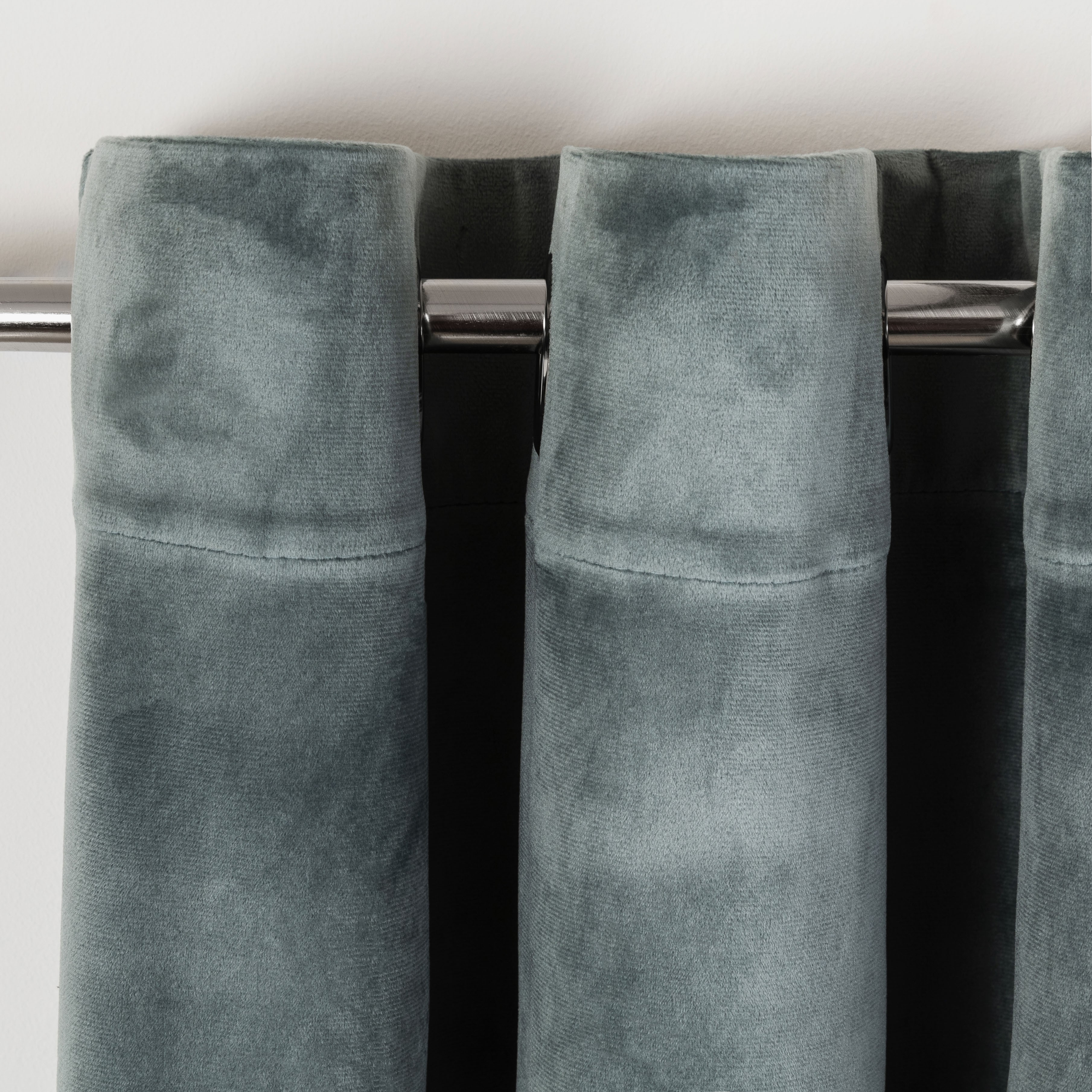 CortinaNewterciopelolisa