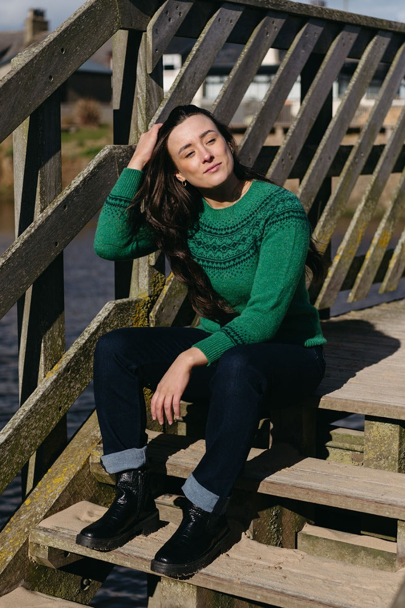 Womens Scottish wool Fair Isle Jumper with Aviemore yoke pattern